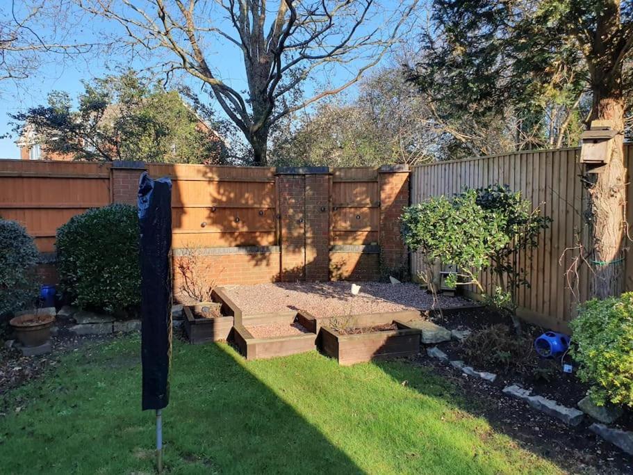 Christchurch Home From Home Exterior foto